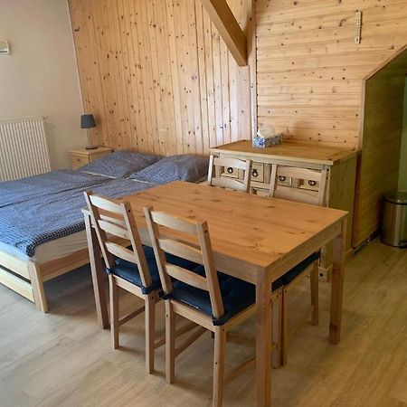 Penzion A Restaurace Vyhlidka Železná Ruda Exteriör bild
