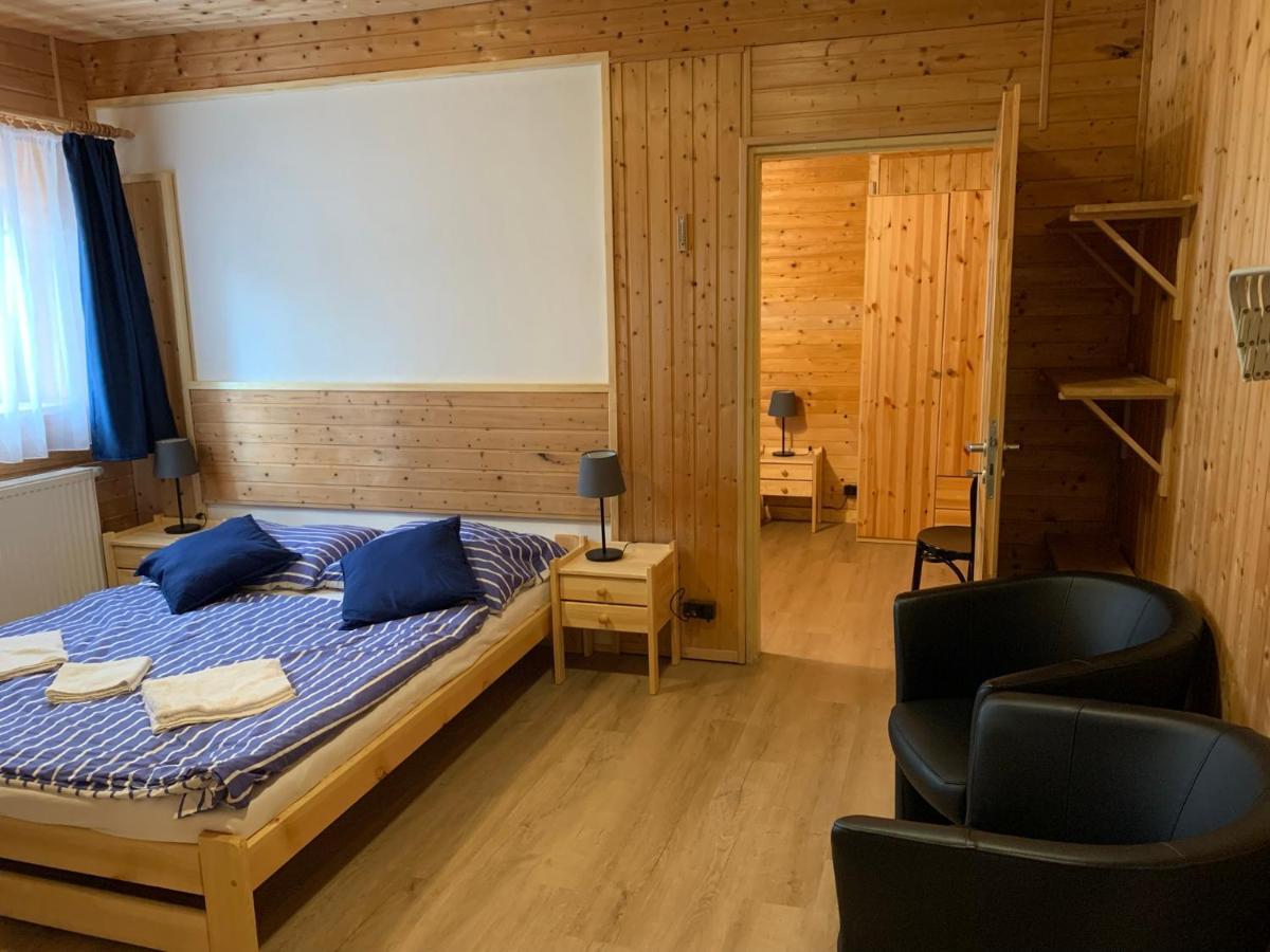 Penzion A Restaurace Vyhlidka Železná Ruda Exteriör bild